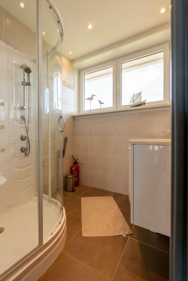 Panoramic & Modern Apartment With Sea View Bredene Esterno foto